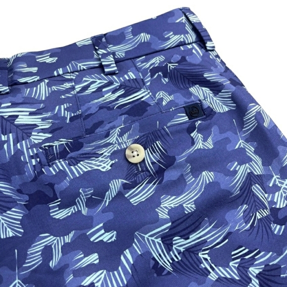 Peter Millar Crown Sport Performance Golf Shorts Mens Size 34 Navy $115 - Picture 3 of 9